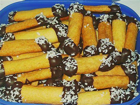 Schoko Kokos Stangen in einer Dose aufbewahrt
