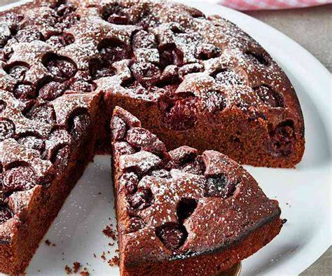Schoko Nuss Kirsch Kuchen als Geschenk und für Partys
