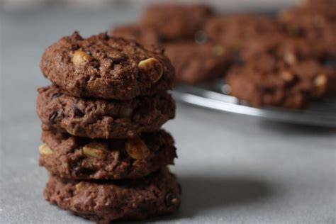 Schoko- und Erdnuss-Cookies