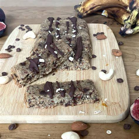 Schoko-Bananen Müsliriegel aufgeschnitten