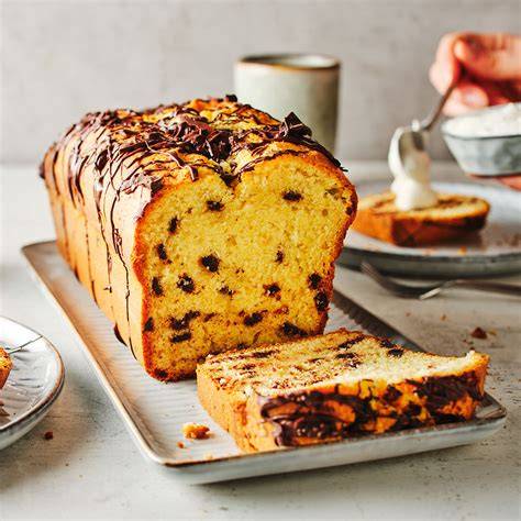 Schoko-Bananenkuchen in Kastenform mit Schokotröpfchen