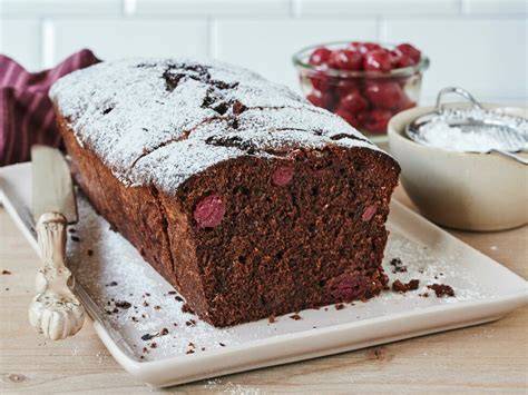 Schoko-Kirsch-Kuchen in Kastenform