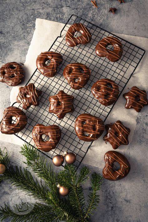 Schoko-Ringe: Struktur, Zwiebackkern und Schokoladenüberzug