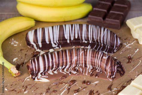 Schokobananen mit verschiedenen Dekorationen