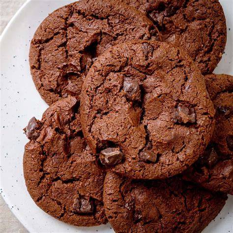 Schokokekse mit Puderzuckerkruste