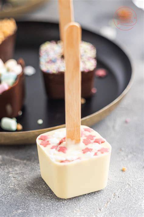 Schokolade am Stiel - DIY Mitbringsel im Thermomix
