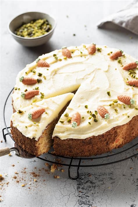 Schokolade-Nutella Frischkäse Torte mit Frosting