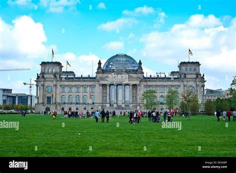 Schokoladen-Skulpturen Brandenburger Tor und Reichstag