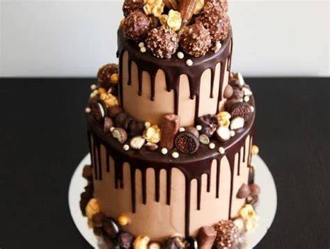Schokoladenkreationen: Drip Cake, Pralinen, Fondue