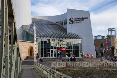 Schokoladenmuseum London - Außenansicht und Ausstellungsstücke