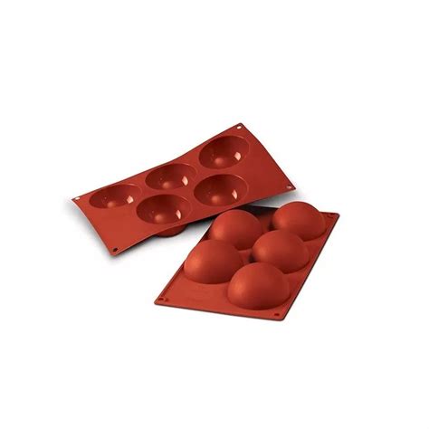 Schokoladenpralinen in Form von Halbkugeln