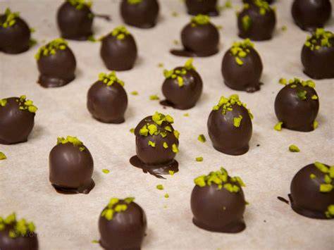 Schokoladenpralinen mit Himbeerganache, Zutaten und Formen