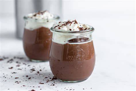 Schokoladenpudding im Glas