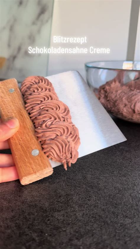 Schokoladensahne zubereiten