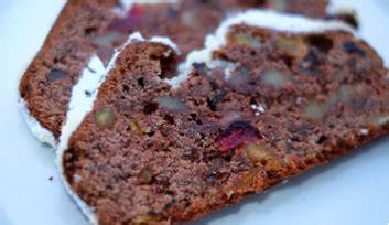 Schokoladenstollen auf Backblech