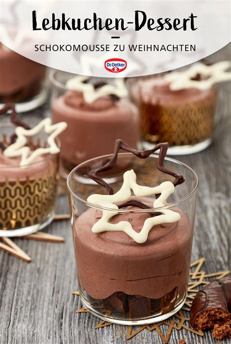 Schokoladige Lebkuchen-Mousse im Glas mit Zuckerstreuseln