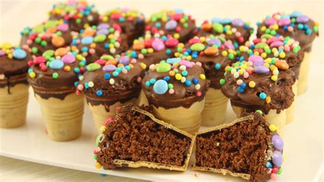Schokomuffins in einer Box für den Transport zum Kindergeburtstag