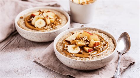 Schonkost‑Frühstück: Porridge mit Banane