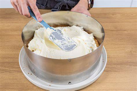 Schritt: Creme auf Boden verteilen