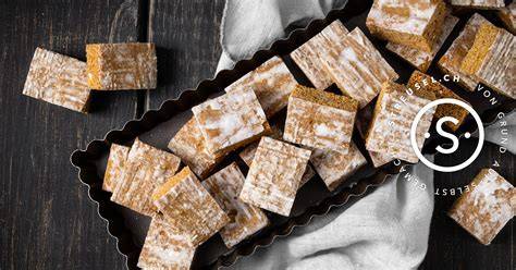 Schritt-für-Schritt: Ausrollen, Backen und Schneiden der Basler Leckerli
