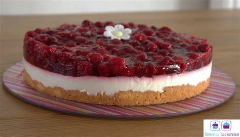 Schritt-für-Schritt: Himbeer-Joghurt-Torte im Aufbau