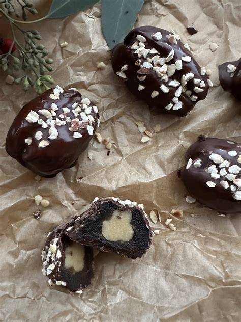 Schritt-für-Schritt: Marzipan mit Datteln herstellen