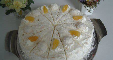 Schritt-für-Schritt: Tortenaufbau mit Aprikosen und Raffaello