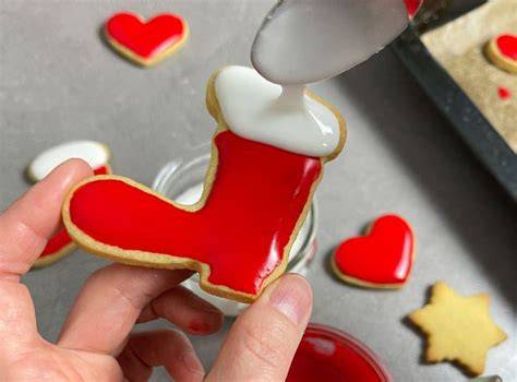 Schritt-für-Schritt Durchgang vom Backen zum Verzieren