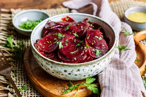 Schritt-für-Schritt Fotos: Zubereitung von Rote Bete Muffinteig