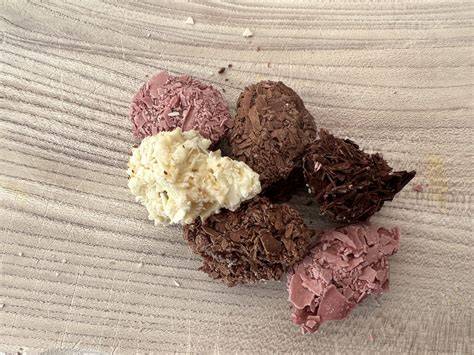 Schritt-für-Schritt Ganache und Trüffel formen