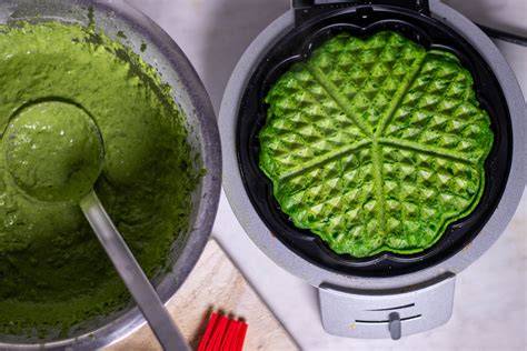 Schritt-für-Schritt Zubereitung: Bunte Waffeln im Waffeleisen