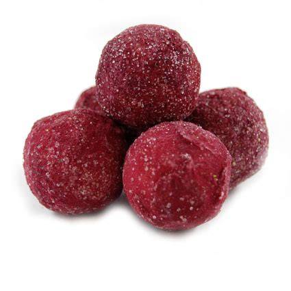 Schritt-für-Schritt Zubereitung von Ganache für Kir Royal Trüffel