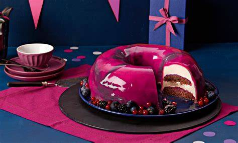 Schritt-für-Schritt dekorierte Mirror Glaze