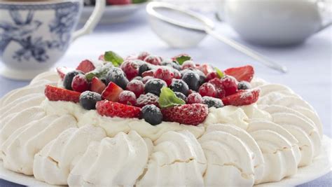 Schritt-für-Schritt-Anleitung: Baisermasse für Pavlova zubereiten