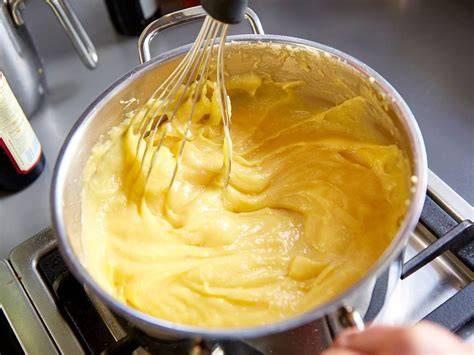 Schritt-für-Schritt-Anleitung klassische Puddingcreme