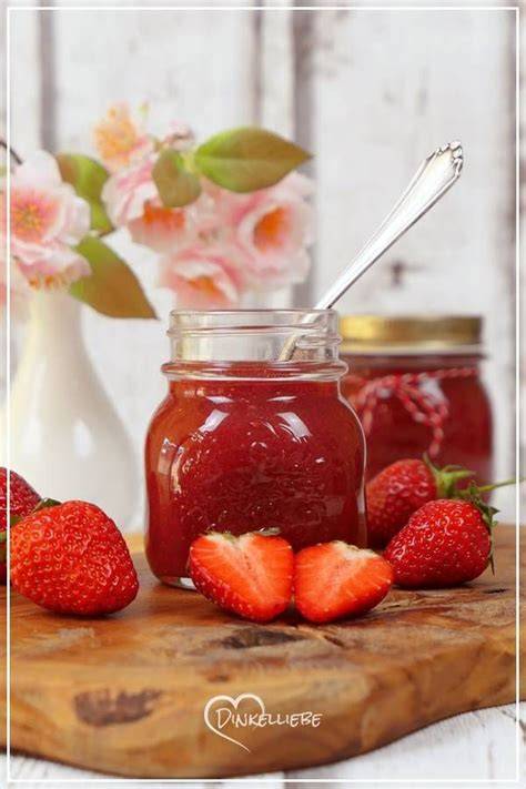 Schritt-für-Schritt-Fotoanleitung: Erdbeer-Samt-Marmelade