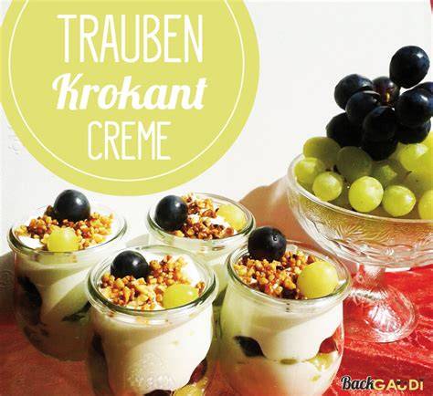 Schritt-für-Schritt-Fotos: Pudding kochen, Creme streichen, Trauben dekorieren
