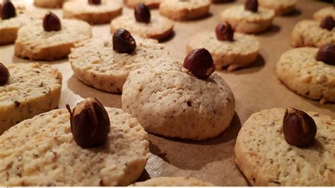Schritt-für-Schritt-Fotos Haselnusskekse ohne Mehl backen