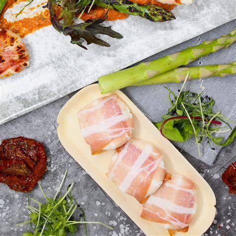 Schritt-für-Schritt-Zubereitung: Ziegenkäse im Bacon-Mantel