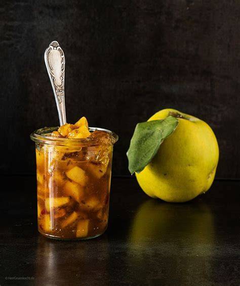 Schrittweise Zubereitung von Quitten Mango Marmelade