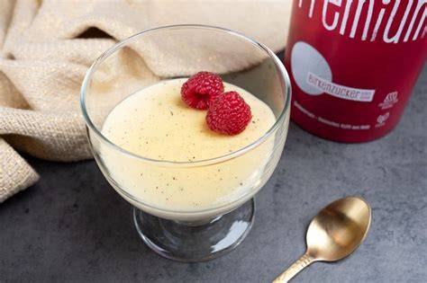 Schrittweise Zubereitung von Vanillepudding ohne Stärke