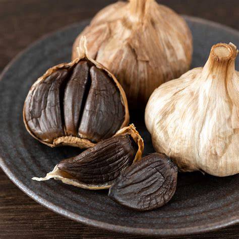 Schwarzer Knoblauch: Fermentation und Aussehen
