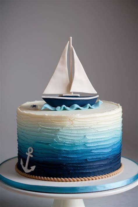 Segelboot aus Fondant auf Torte