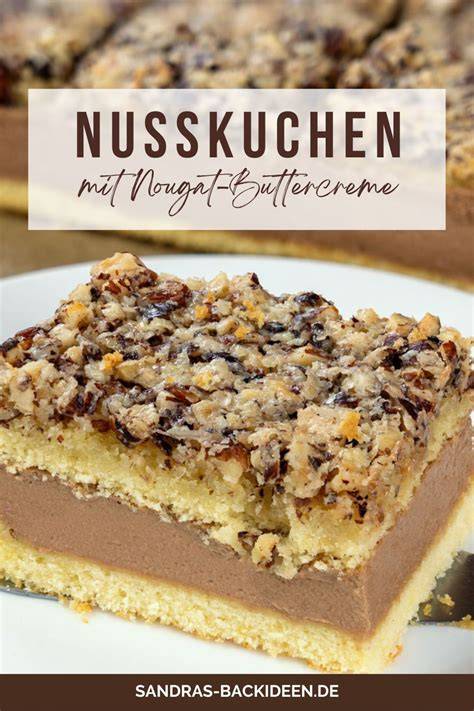 Seitenansicht eines Krapfens mit gefüllter Nougatcreme