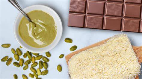 Selbstgemachte Dubai-Schokolade mit Pistazien und Kadaifi