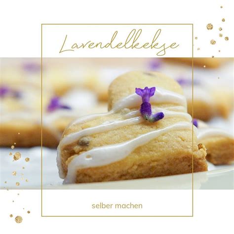 Selbstgemachte Wabenkekse mit farbigem Zuckerguss