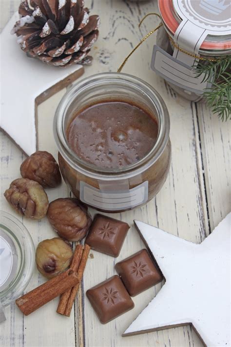Selbstgemachter Nougat Sirup mit Schokoladen- und Haselnussaromen