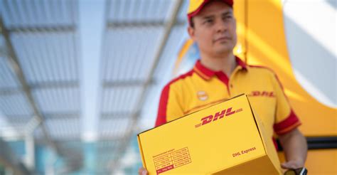 Service: DHL Premium Versand und Tracking für Schokolade nach Sri Lanka