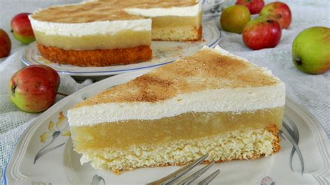 Servieridee: Apfelmuskuchen mit Sahne