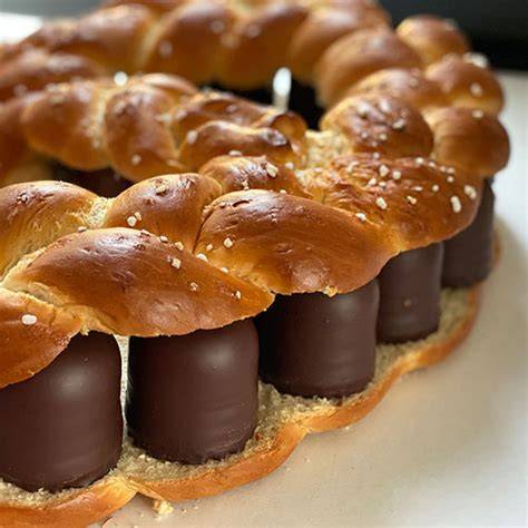 Serviervorschläge: Mohrenkopf, Breze, Torten-Variationen